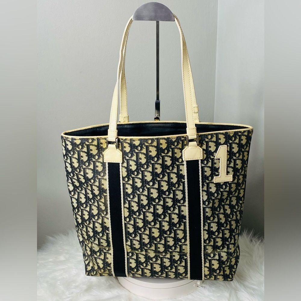 Christian Dior Diorissmo Vintage (2003) Trotter Tote Black/Cream Authentic